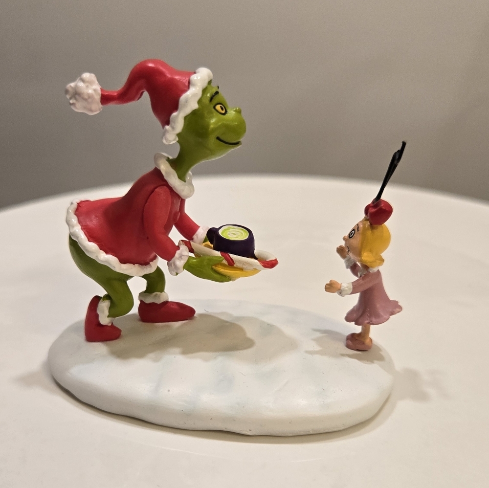 Dept 56 - Grinch Who-Ville - And He Got Her A Drink And Sent Her To Bed